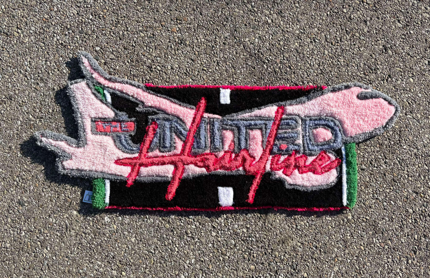 LOGO rugs