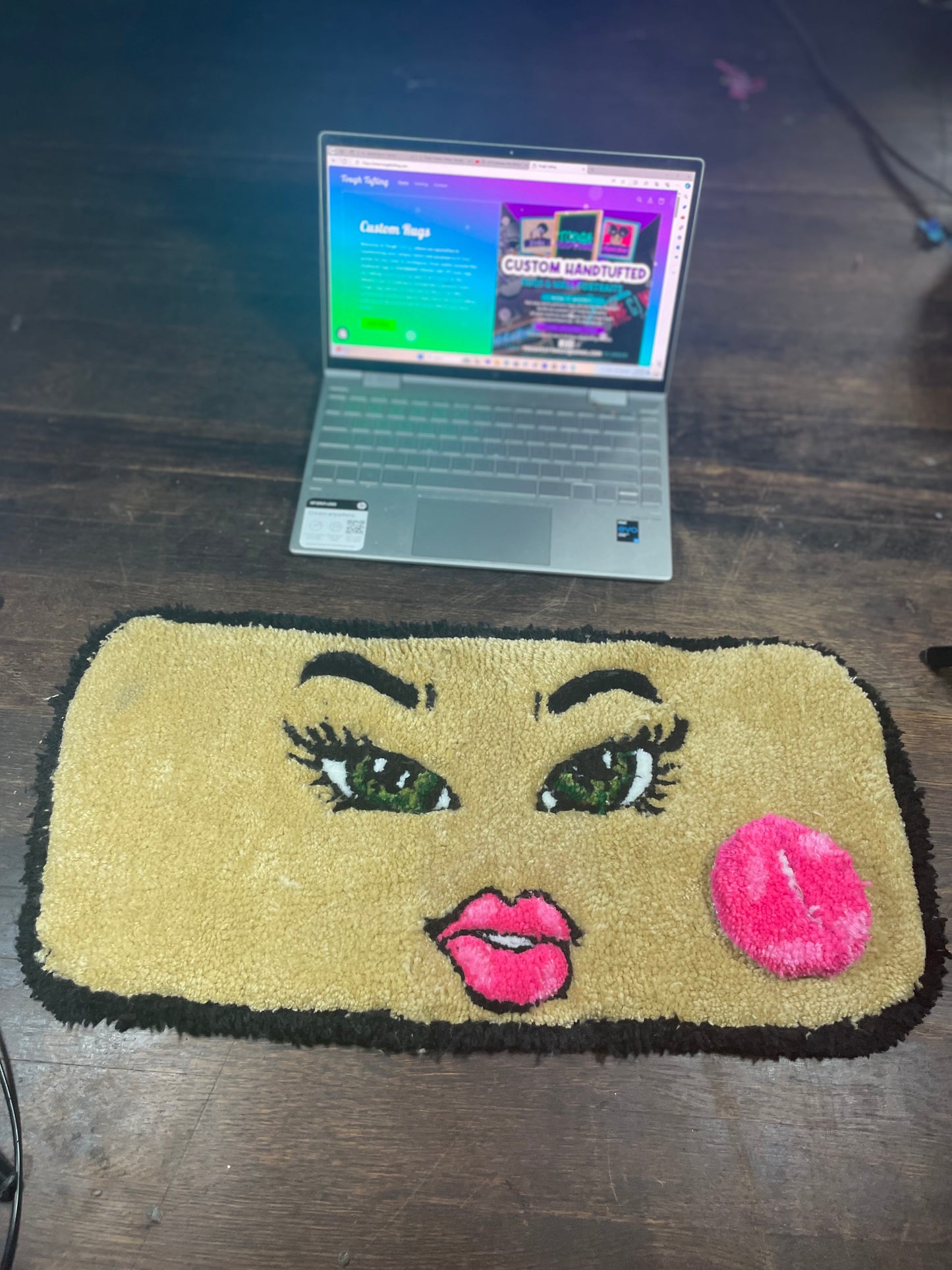 MINI BRATZ RUG